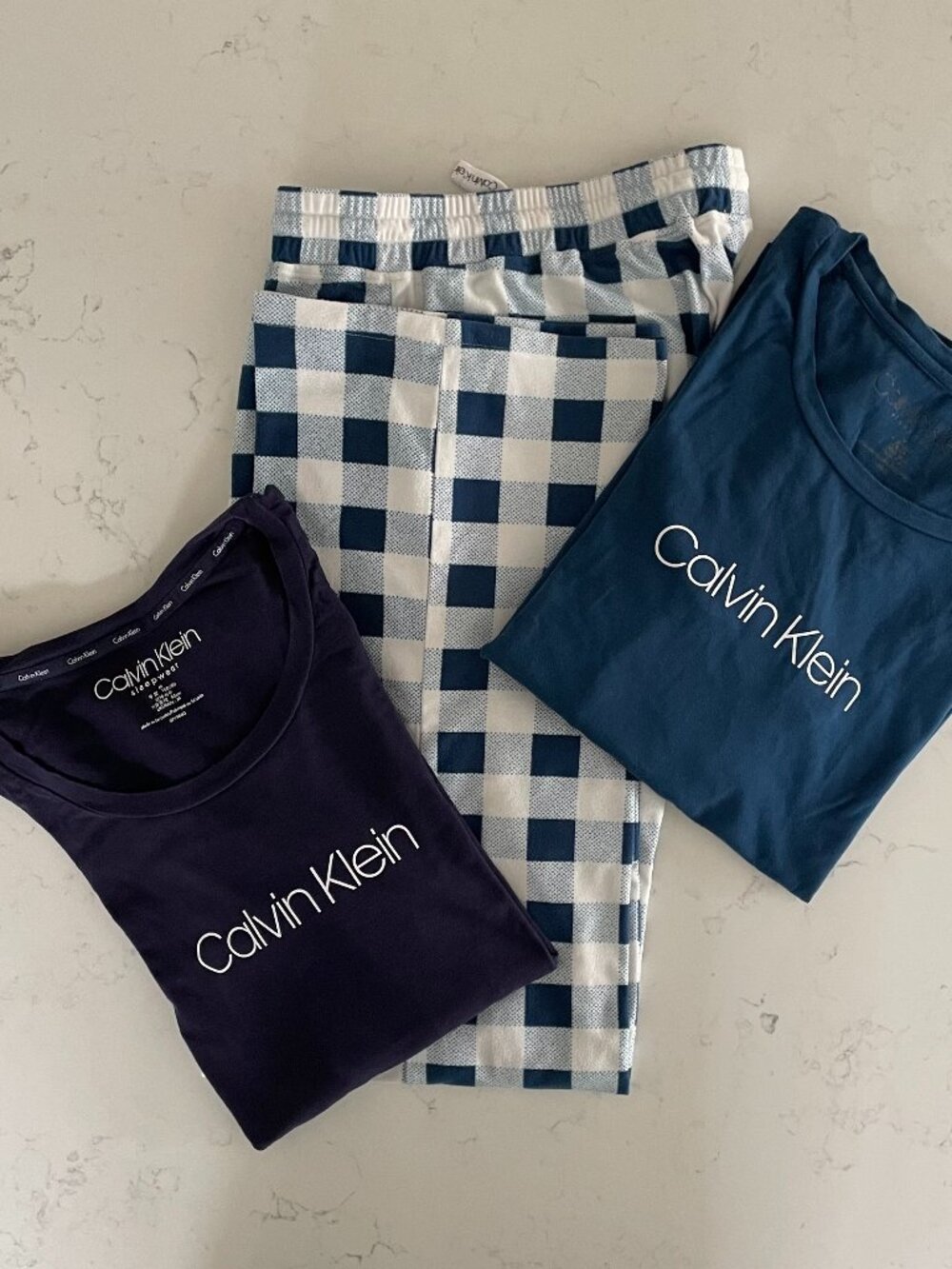 Calvin Klein Sleepwear 3 Pce Set Includes 2 LS Tees + 1 Pull On Pants Blue Wht M